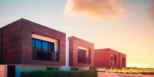 Comprar / Vender Casas Unifamiliares y Chalets en Alcañiz · con Garaje / Parking