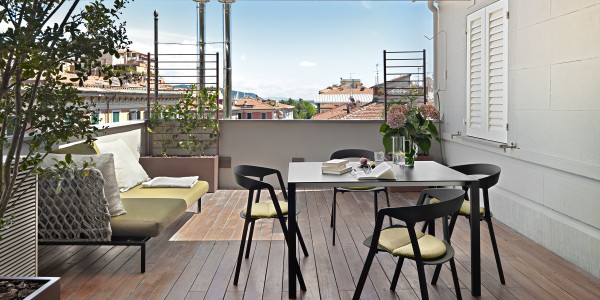 Comprar / Vender Pisos y Plantas Bajas en Montalbán · con Terraza