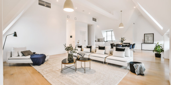 Compraventa de Inmuebles en Sarrión · Tríplex