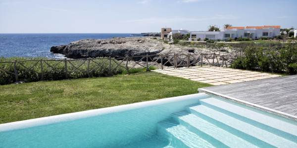 Compraventa de Inmuebles en Sarrión · Casas de Playa