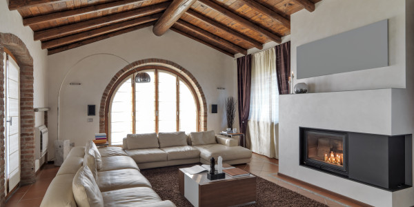 Compraventa de Inmuebles en Sarrión · Casas de Montaña